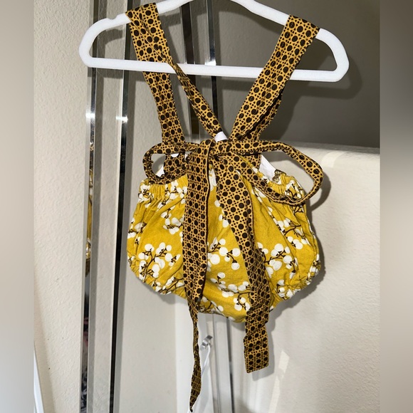 Beautiful Little Ladies Floral Romper - Picture 2 of 5